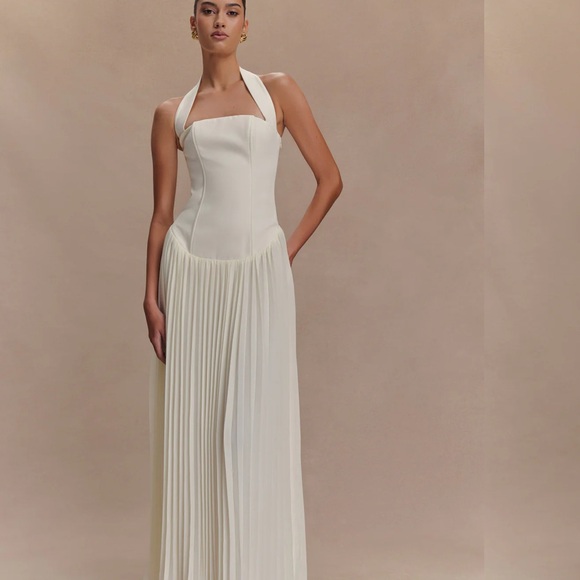 Meshki - Elegant Cream Halter Maxi Dress - Picture 1 of 2